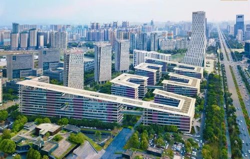 超級(jí)產(chǎn)業(yè)鏈 進(jìn)軍制造強(qiáng)市,成都萬(wàn)億級(jí)電子信息產(chǎn)業(yè)挑大梁