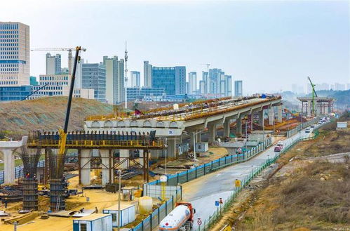 光谷高新三路市政改造工程全面提速，助力區(qū)域發(fā)展再升級(jí)